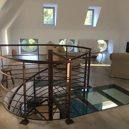 A Louer Maison De Maitre En Bordure De Riviere