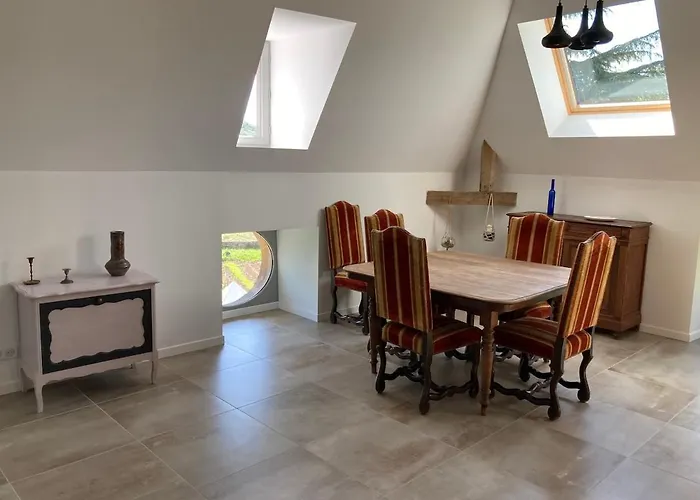 펜션 A Louer Maison De Maitre En Bordure De Riviere Faycelles